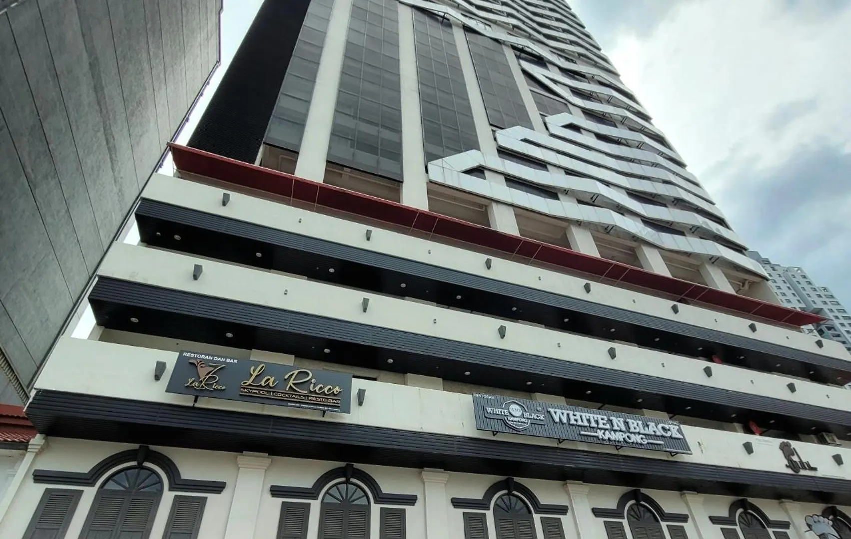 M101 Dang Wangi Kuala Lumpur Apartment